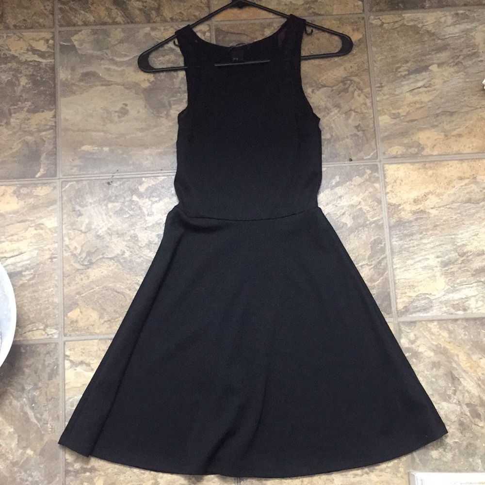 🍂 3/$30 🍂 Black H&M Dress